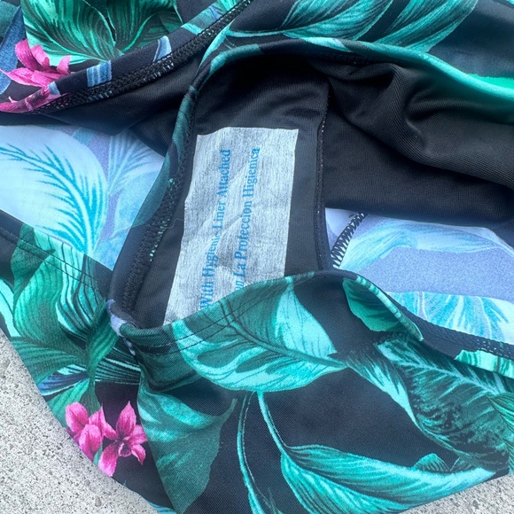 Kona Sol Tropical Print Women's Swimsuit NWT - Picture 4 of 6